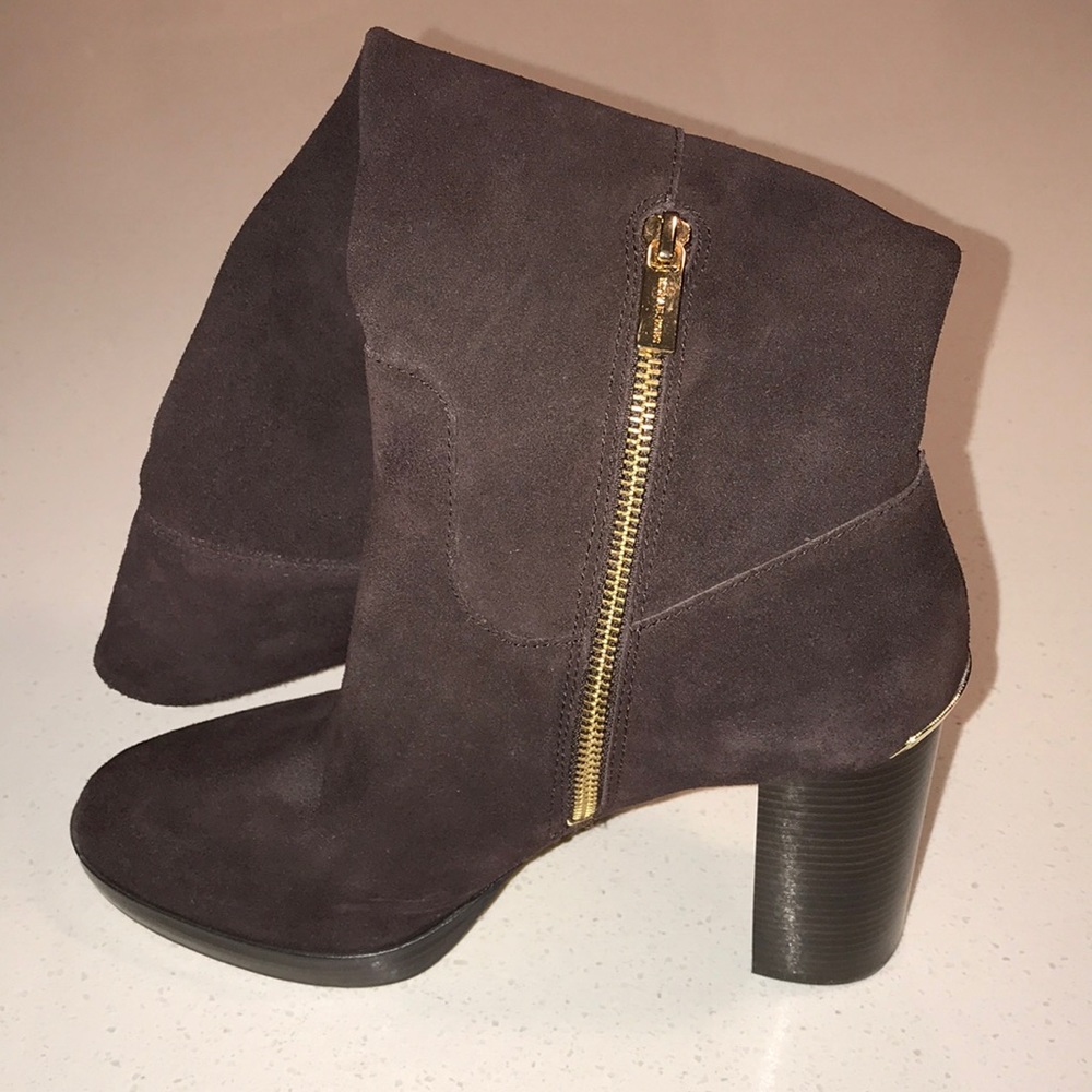 Michael Kors brown suede boots - Picture 2 of 8